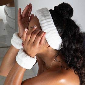 ZaneGear 3 Piece - Original USA Spa Headband and Wrist Washband Face Wash Set - Reusable - Prevent Liquids from Spilling Down Your Arms -Birthday/Bridal Party/Skincare/Any Occasion Gift