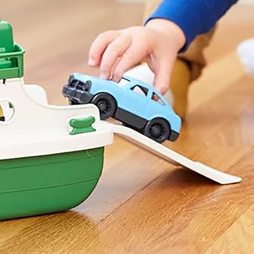Green Toys Ferry Boat Bathtub Toy, Green/White, 10"X 6.6"x 6.3"