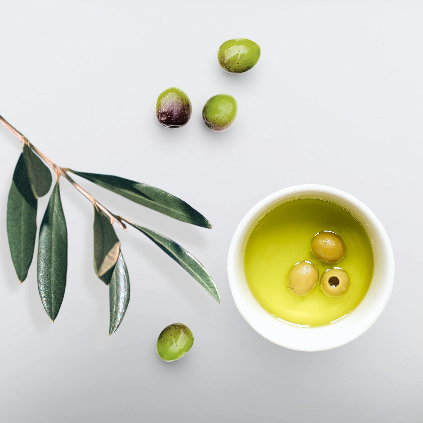 Eco Style Gel Olive Oil Styling Gel - Adds Shine and Tames Split Ends - Delivers Moisture to the Scalp - Nourishes And Repairs - Provides Weightless and Superior Hold - Ideal for all Hair - 80 oz