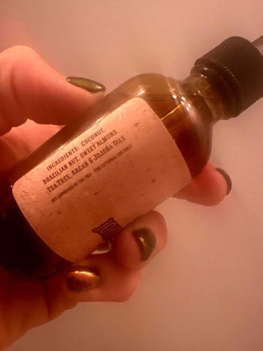 Johnny Slicks Organic Beard Oil | Moisturize, Soften, Promote Hair Growth, Reduce Itch (US Made, Veteran Owned Handcrafted with Clean Ingredients), Rugged