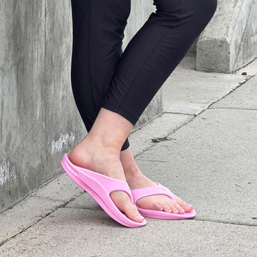 TELIC Unisex Energy Made in USA Pillow-Soft, Supportive, Lightweight, Waterproof Arch Support Flip Flops for Beach & Pool, Pink Pearl