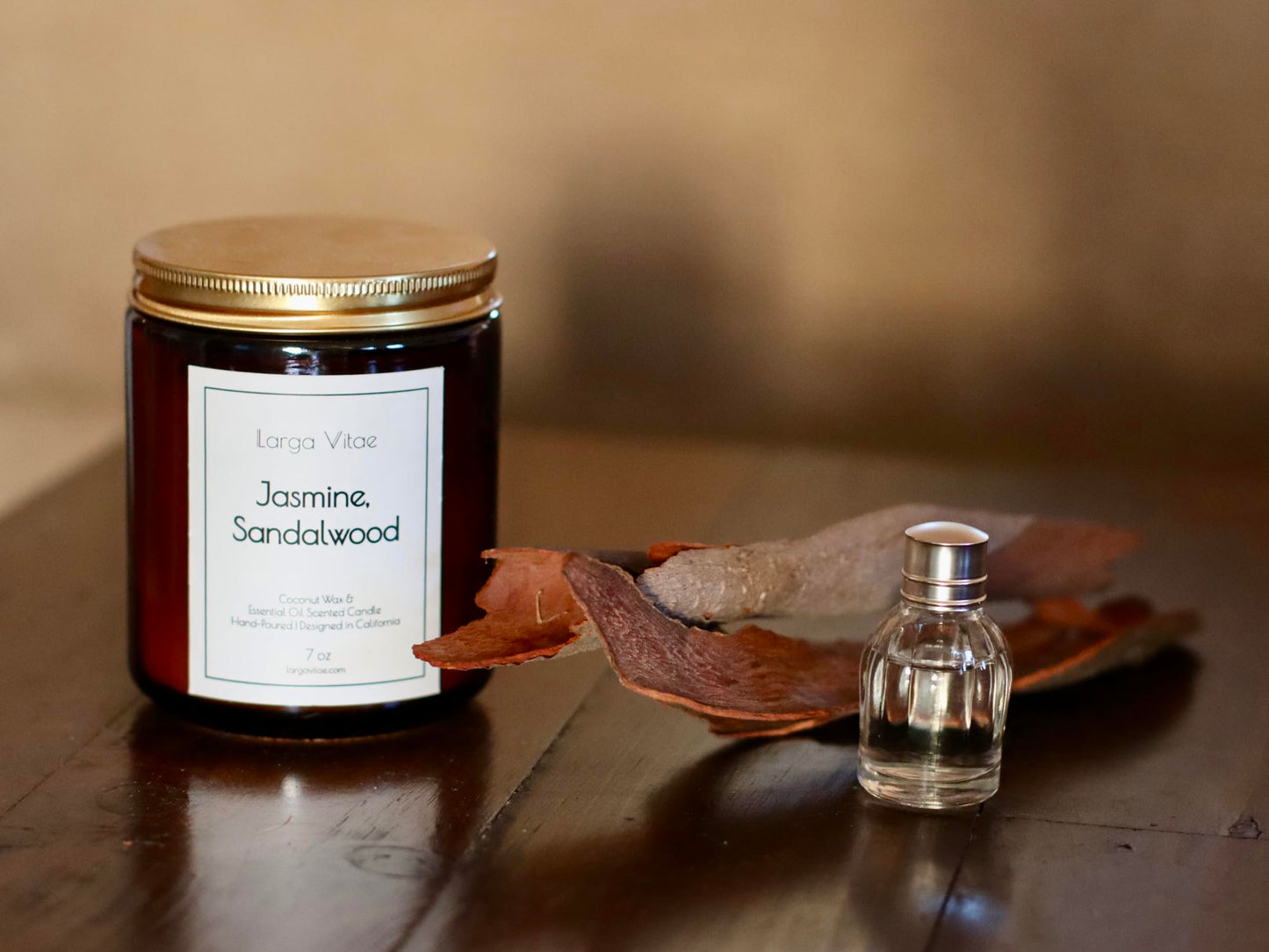 All-Natural Jasmine, Sandalwood Aromatherapy Essential Oil Candle, Safe for People and Pets, Made with Pure Sustainable Organic Vegan Coconut Wax, Allergy Friendly, Non Toxic, Zero Waste