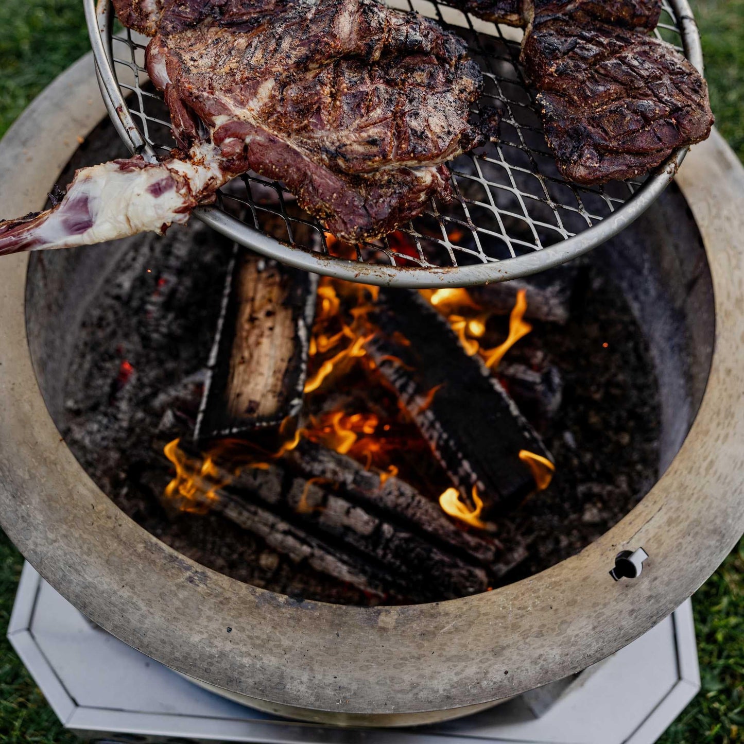 Breeo Smokeless FIrePit Grilling Bundle (X Series 24 Corten Steel, Outpost Grill, Ash Shovel, & Lid) | 27.5 inch Smokeless Fire Pit for Outside | Ideal for Families