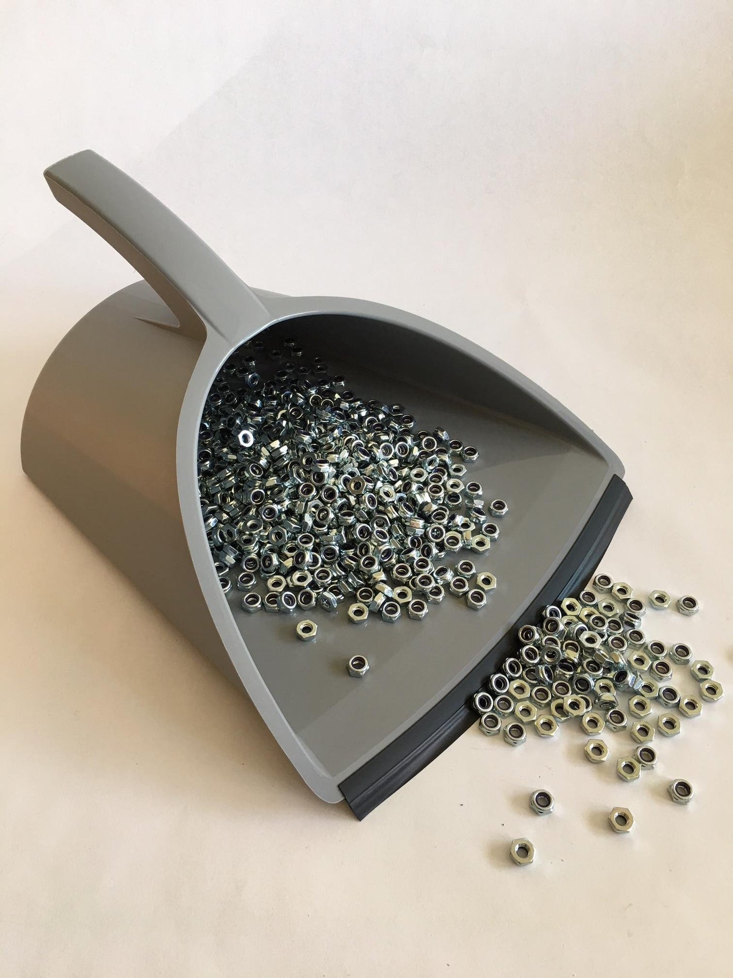 HandyPan Heavy Duty Dustpan, Gray- Large Dust Pan Made in the USA with Tight Seal Lip to Keep Dust, Dirt, Debris In-Great for Home, Shop, Garage Use-Stackable, Standing Dustpan for Wet or Dry Tasks