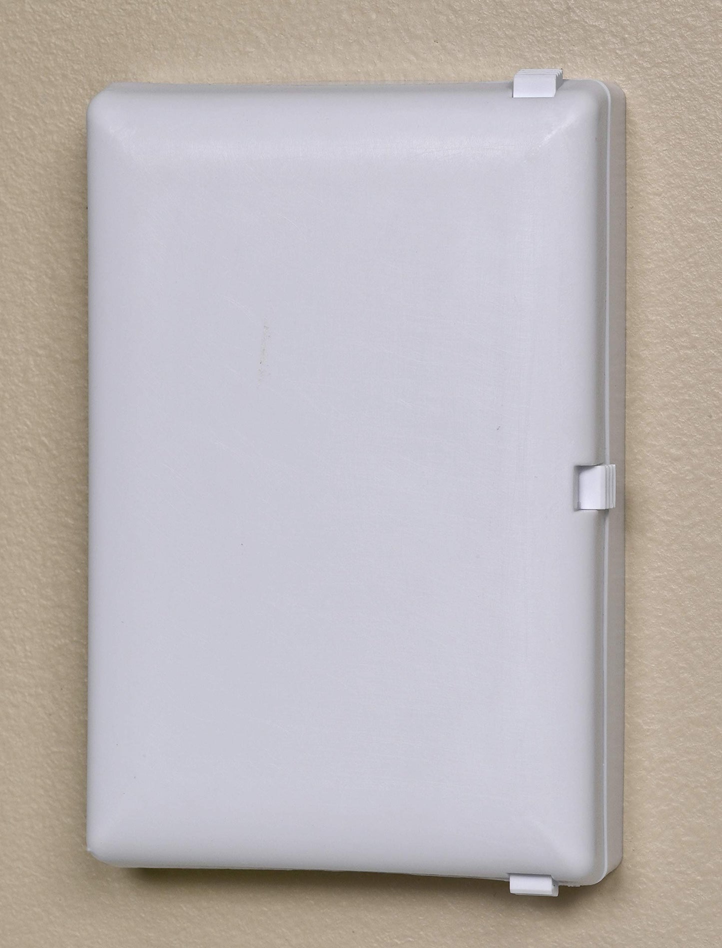 Child Be Safe, Baby Toddler Pet Resistant Electrical Safety Cover Guard for Home and Business, Made in USA, Traditional Standard Toggle Light Switch (2 Count, White)