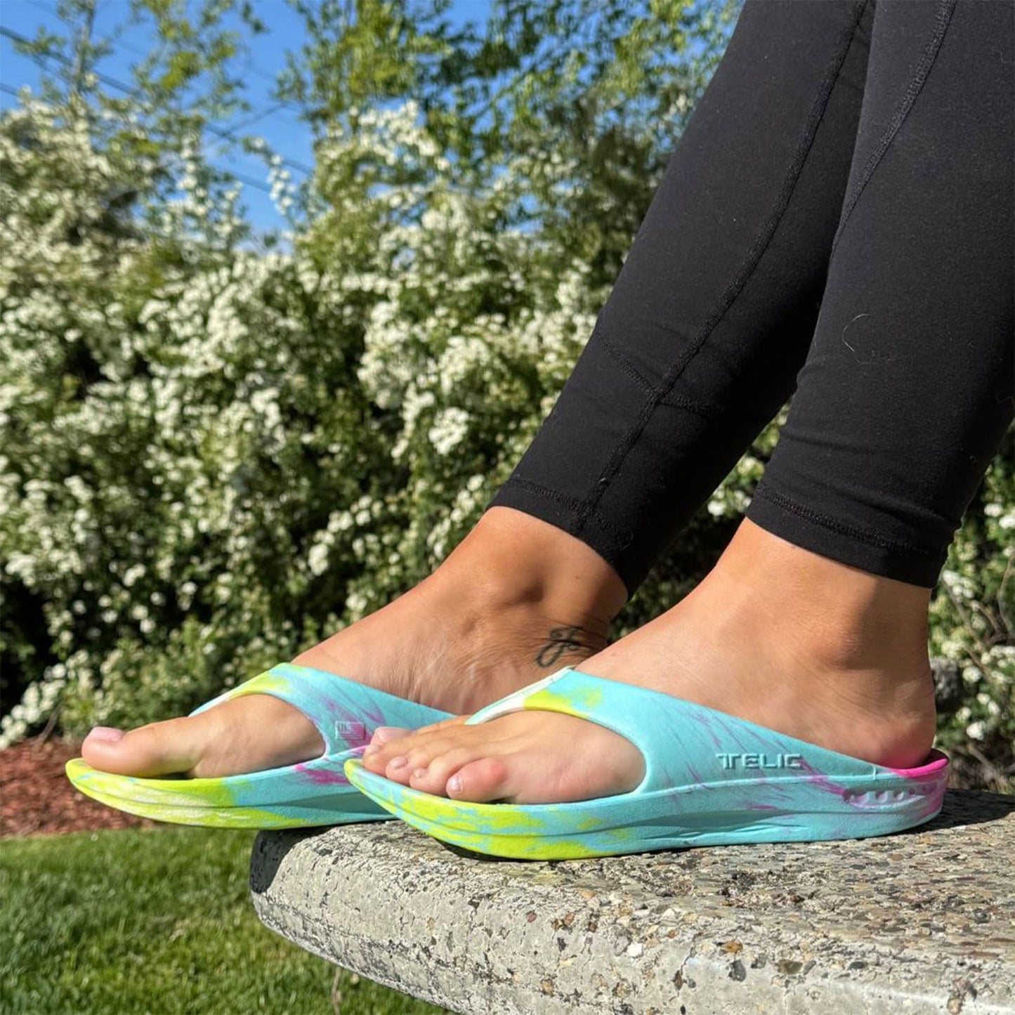 TELIC Unisex Energy Made in USA Pillow-Soft, Supportive, Lightweight, Waterproof Arch Support Flip Flops for Beach & Pool, Kaleidoscope