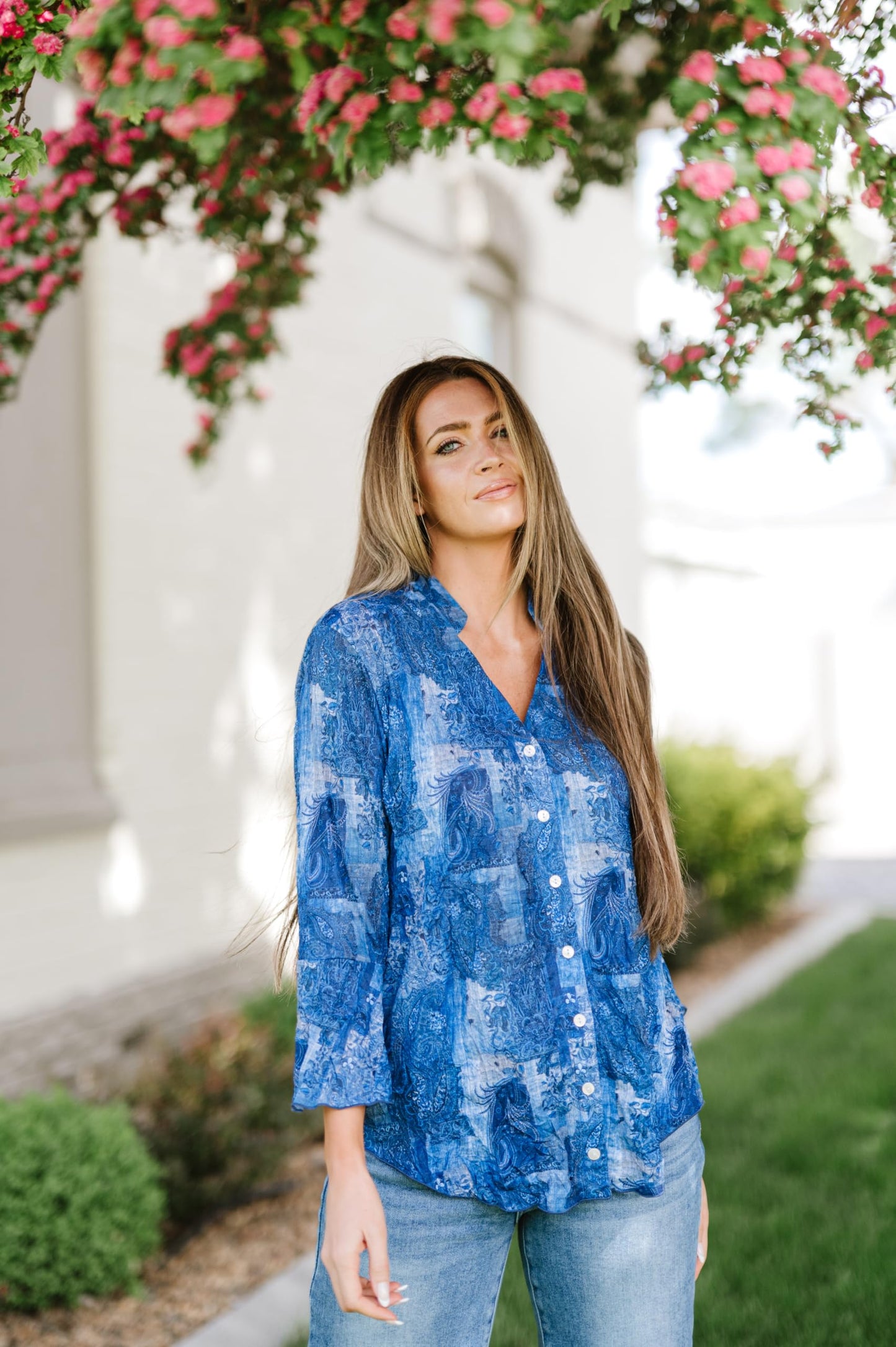 SNO SKINS Spring/Summer Collection Designer Print Crinkle Sweetheart Top with Stand Collar (Denim Love)