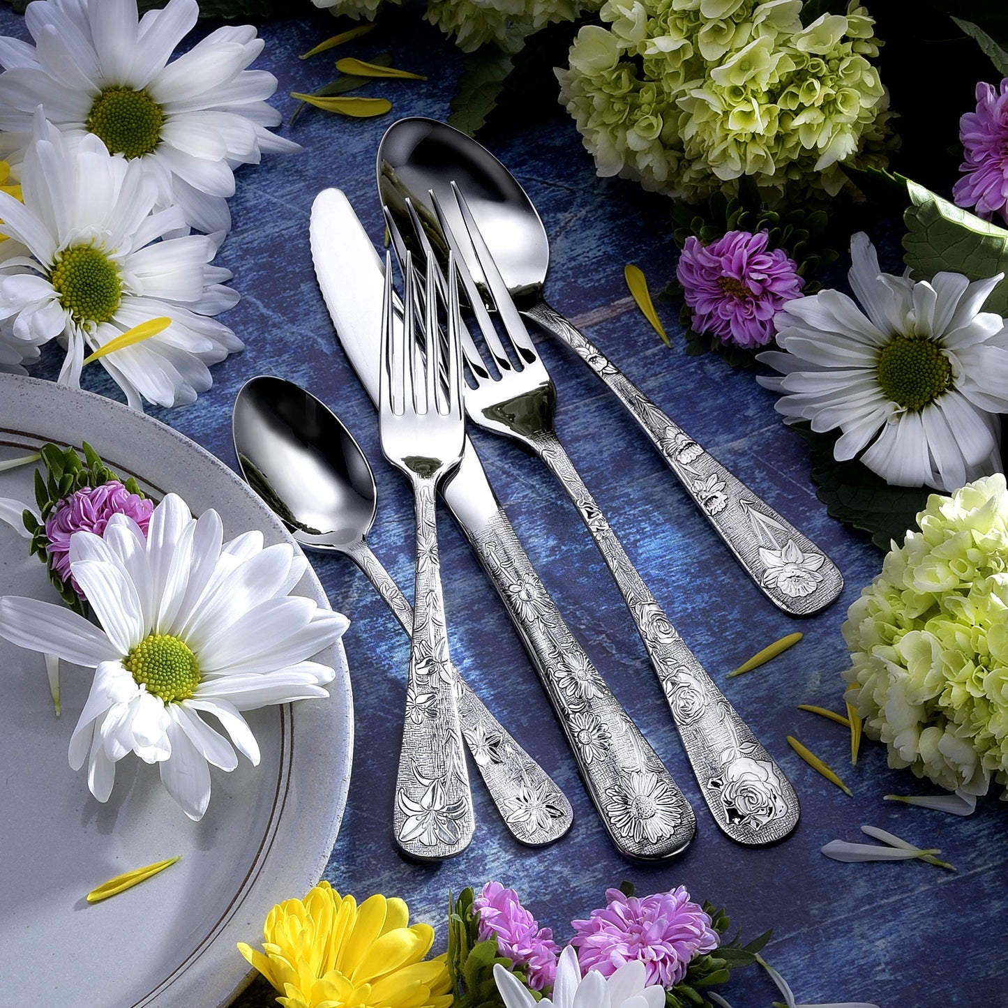 Liberty Tabletop American Garden 45pc Set Service For 8 Serving Set Included MADE IN USA