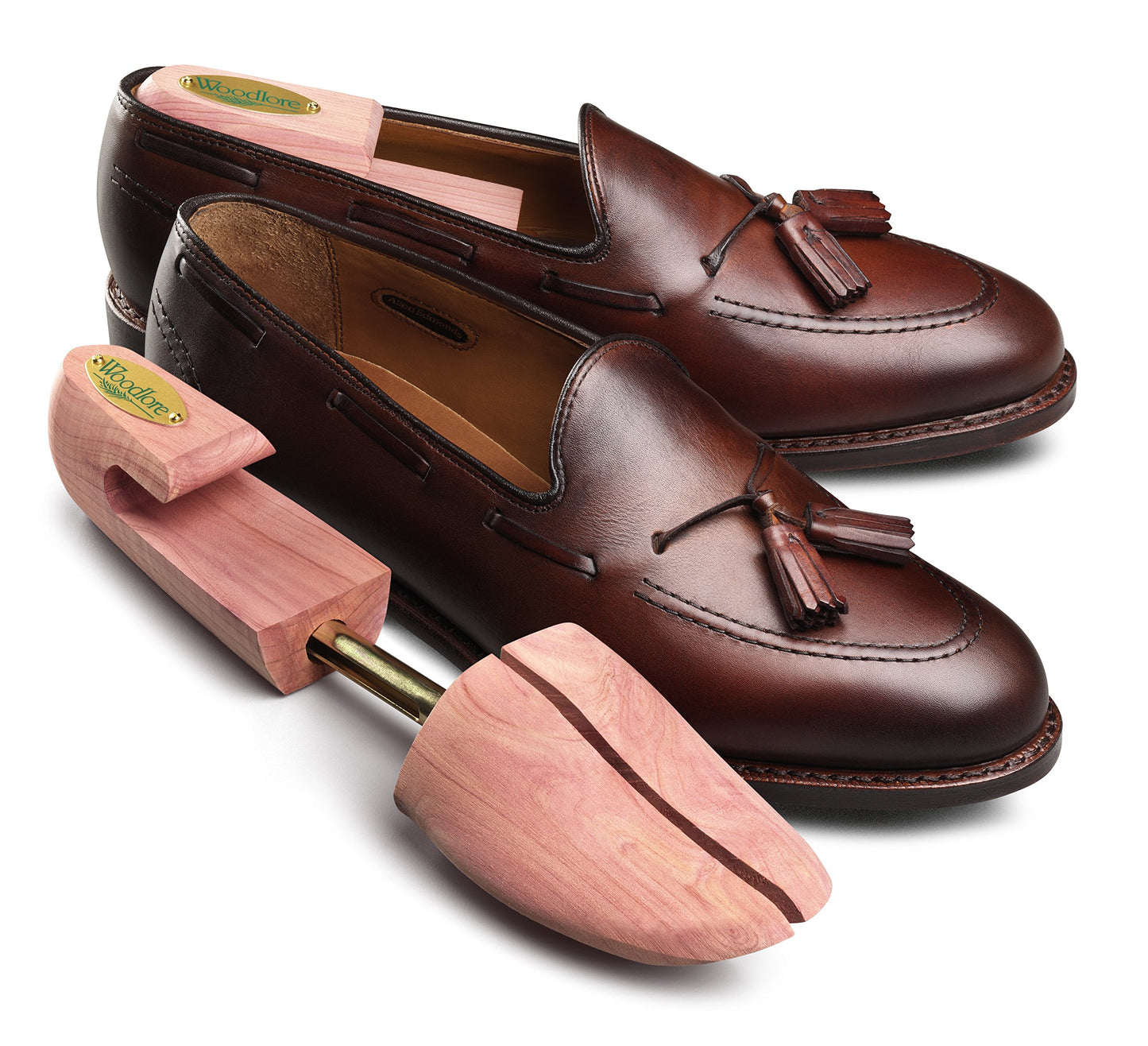 Allen Edmonds Woodlore Shoe Trees for Men 2-Pack Men's Combination Aromatic Red Cedar Shoe Trees (for Two Pairs of Shoes) Made in The USA (X-Large / 12-14, Cedar)
