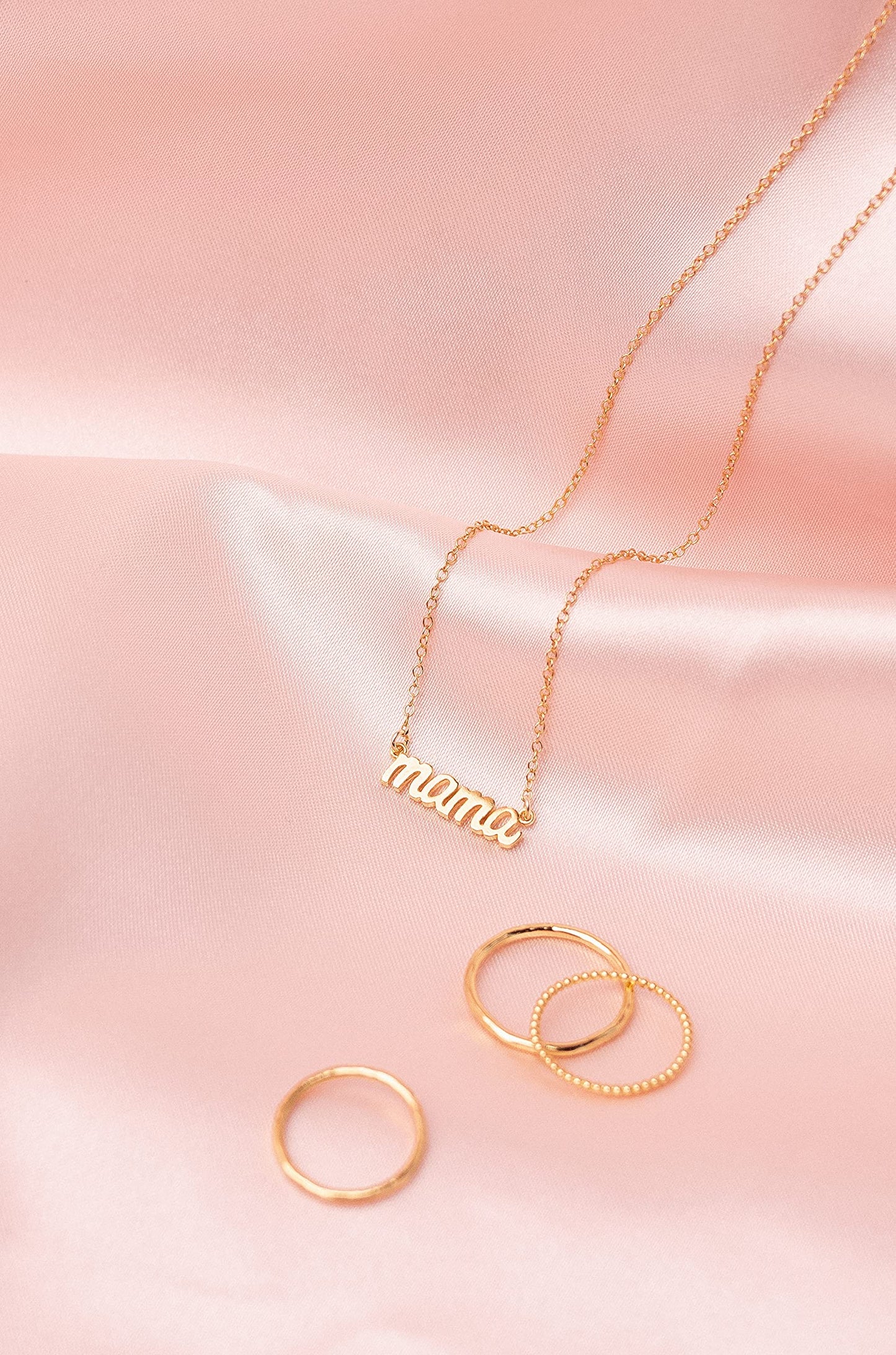 Mama Necklace