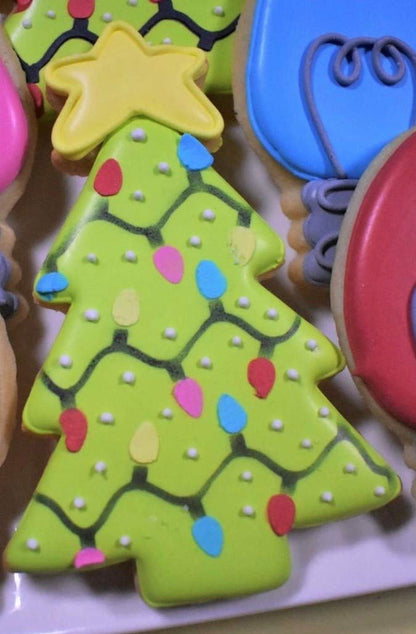 Christmas Tree with Star Cookie Cutter, 4.5" Made in USA by Ann Clark