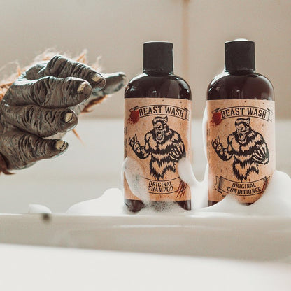 Johnny Slicks Shampoo - Supports Hair Hydration & Volume - Organic Oils & Natural Cleanse - Castor Oil, Aloe Vera, Jojoba - Original Scent - 16 oz