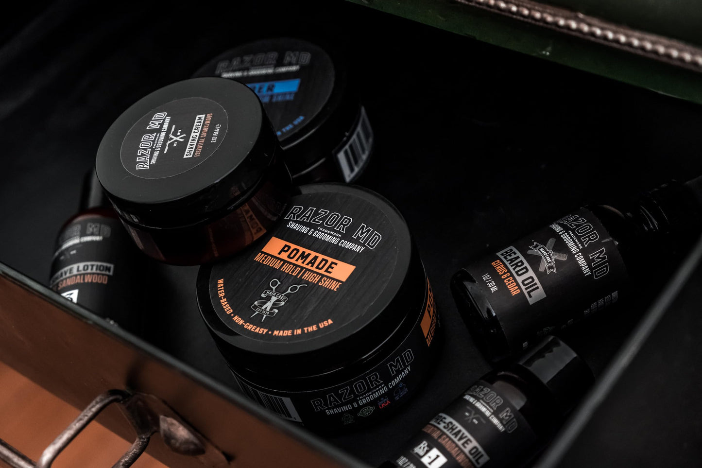 Razor MD Natural Water Based Hair Pomade for Men With High Shine and Slickback Finish, Medium Strong Hold Best Hair Products for Mens with Curly, Long, Wavy and Thin Hair, Made in the USA, 2 oz
