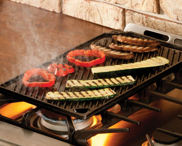 Lodge Reversible Cast Iron Grill/Griddle – Pre-Seasoned Cooking Surface – Flat & Ribbed Sides – Use on Stove, Grill, or Campfire – Made in the USA – Heavy-Duty, Black