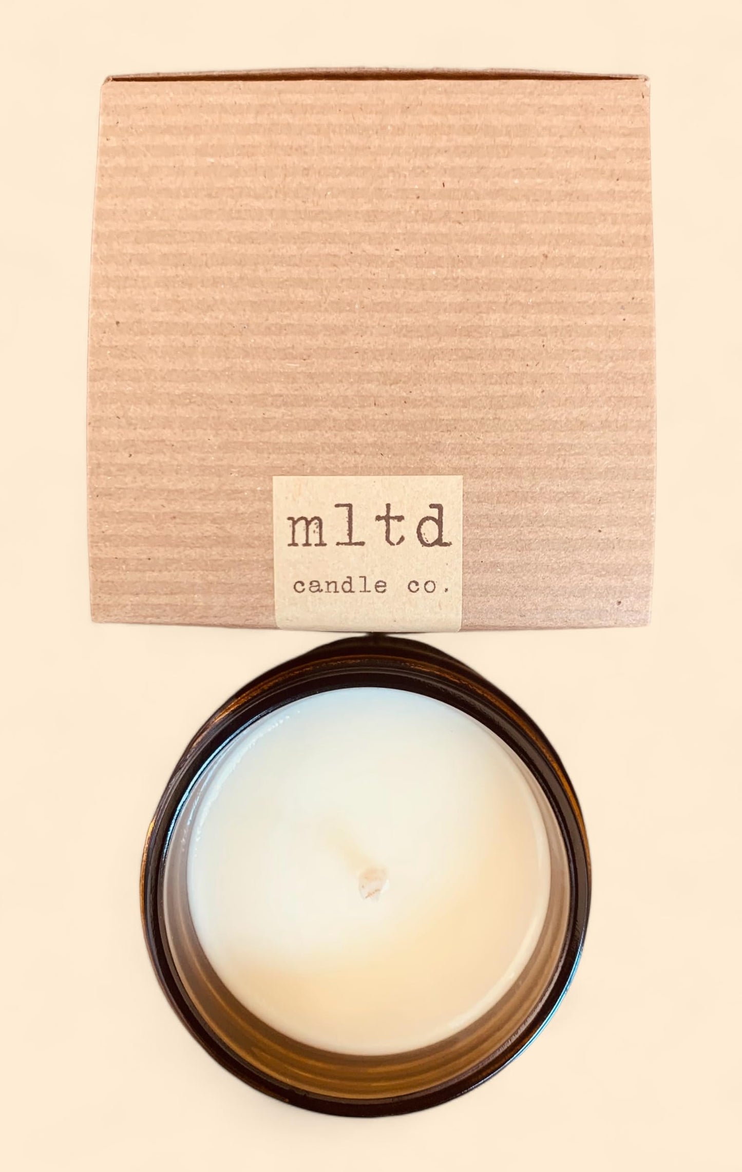 Gingerbread Soy Candle | Gingerbread, Nutmeg, Vanilla, Cinnamon Scented | 8 oz. | 40 Hour Burn Time | Non-Toxic, Phthalate-Free, Dye-Free | Hand-Poured | Amber Jar | Cotton Wick | Made in The USA