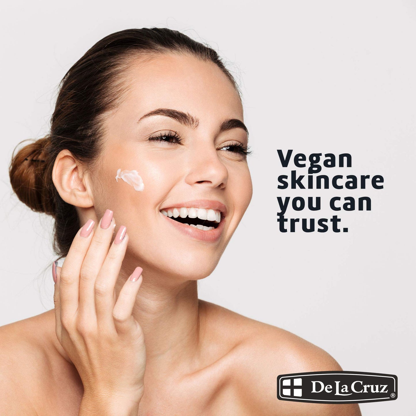 De La Cruz Vitamin E Cream for Face and Neck - Moisturizing Skin Care for All Skin Types - 0.42 oz trial + 4 oz Bundle - Made in USA