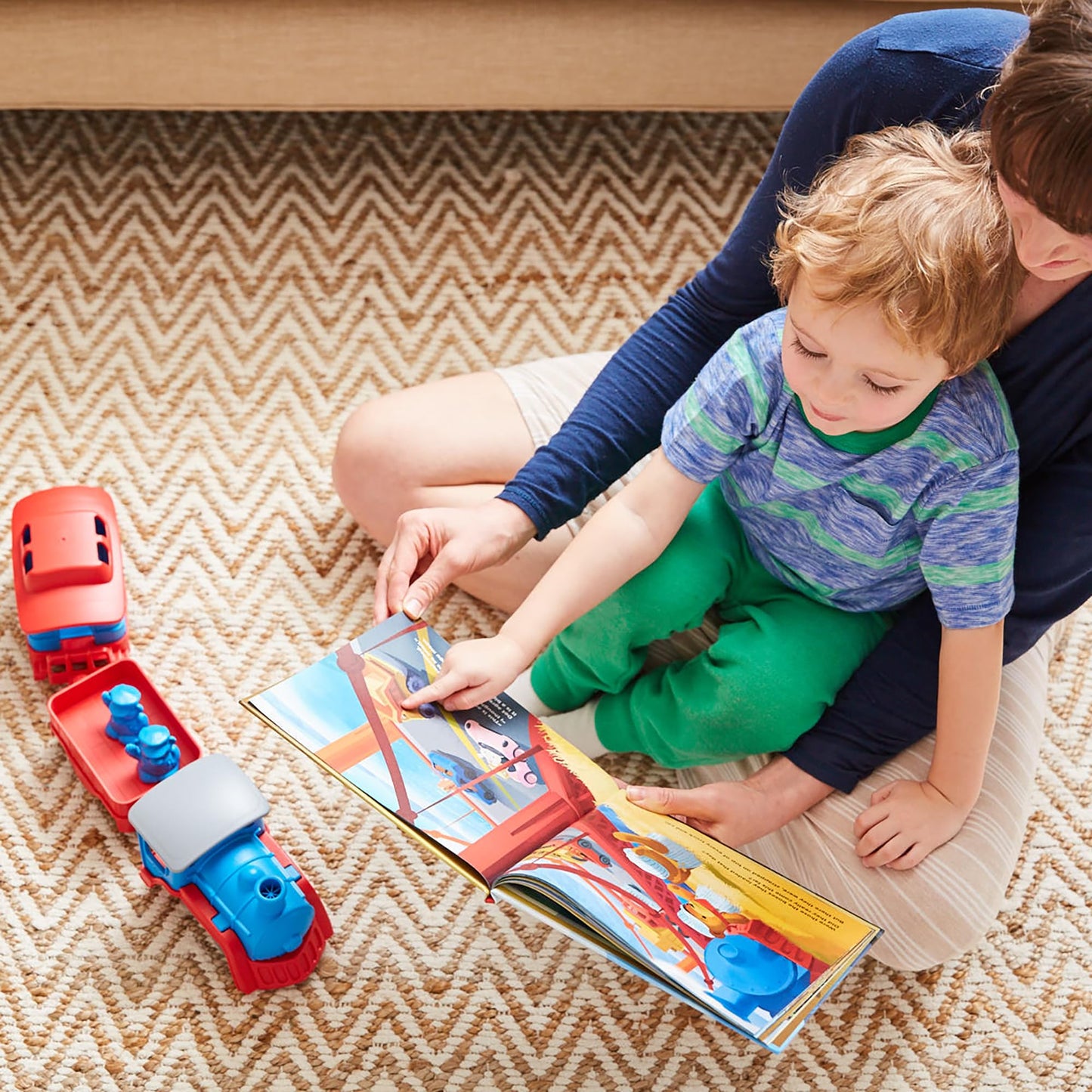 Green Toys Train & Storybook Set - Pretend Play, Motor Skills, Reading, Kids Toy Vehicle Gift Set. No BPA, phthalates, PVC. Dishwasher Safe, Recycled Materials, Made in USA.