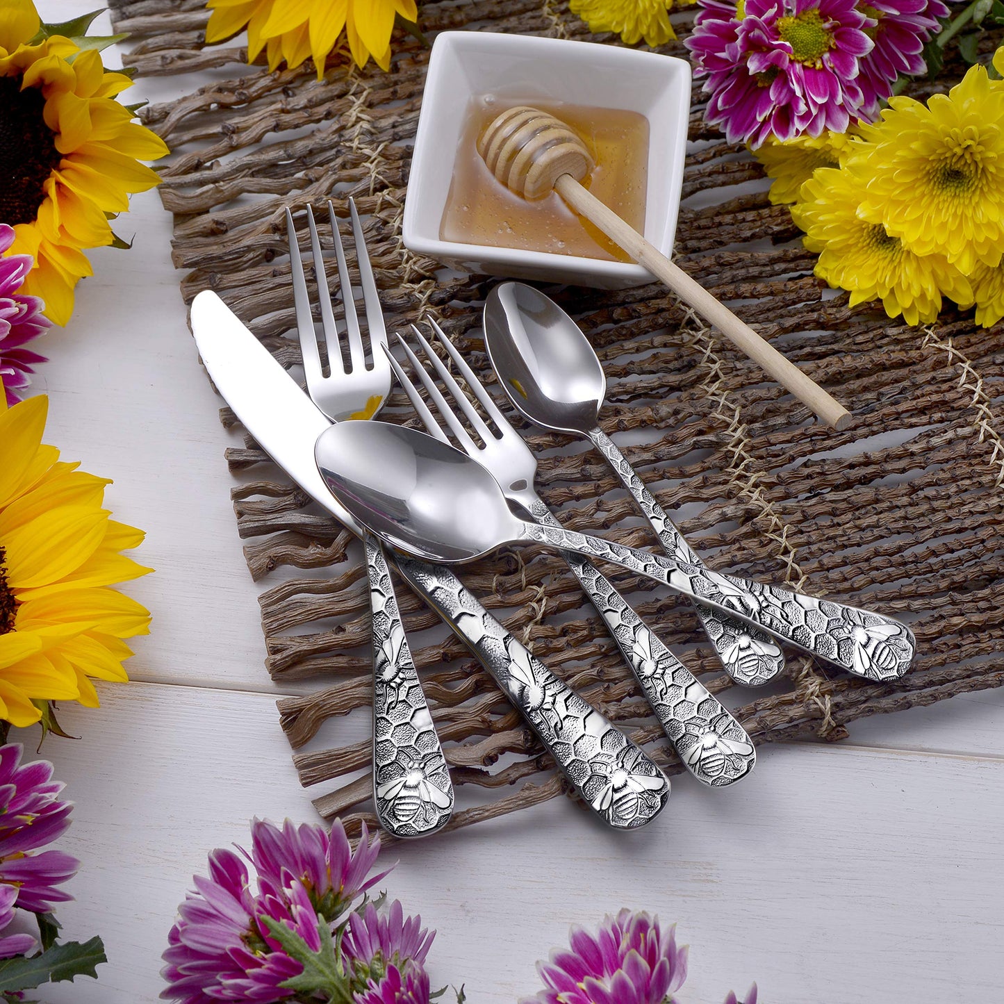 Liberty Tabletop Honey Bee 40 Piece Silverware Set Service for 8 Flatware Made in USA 18/10