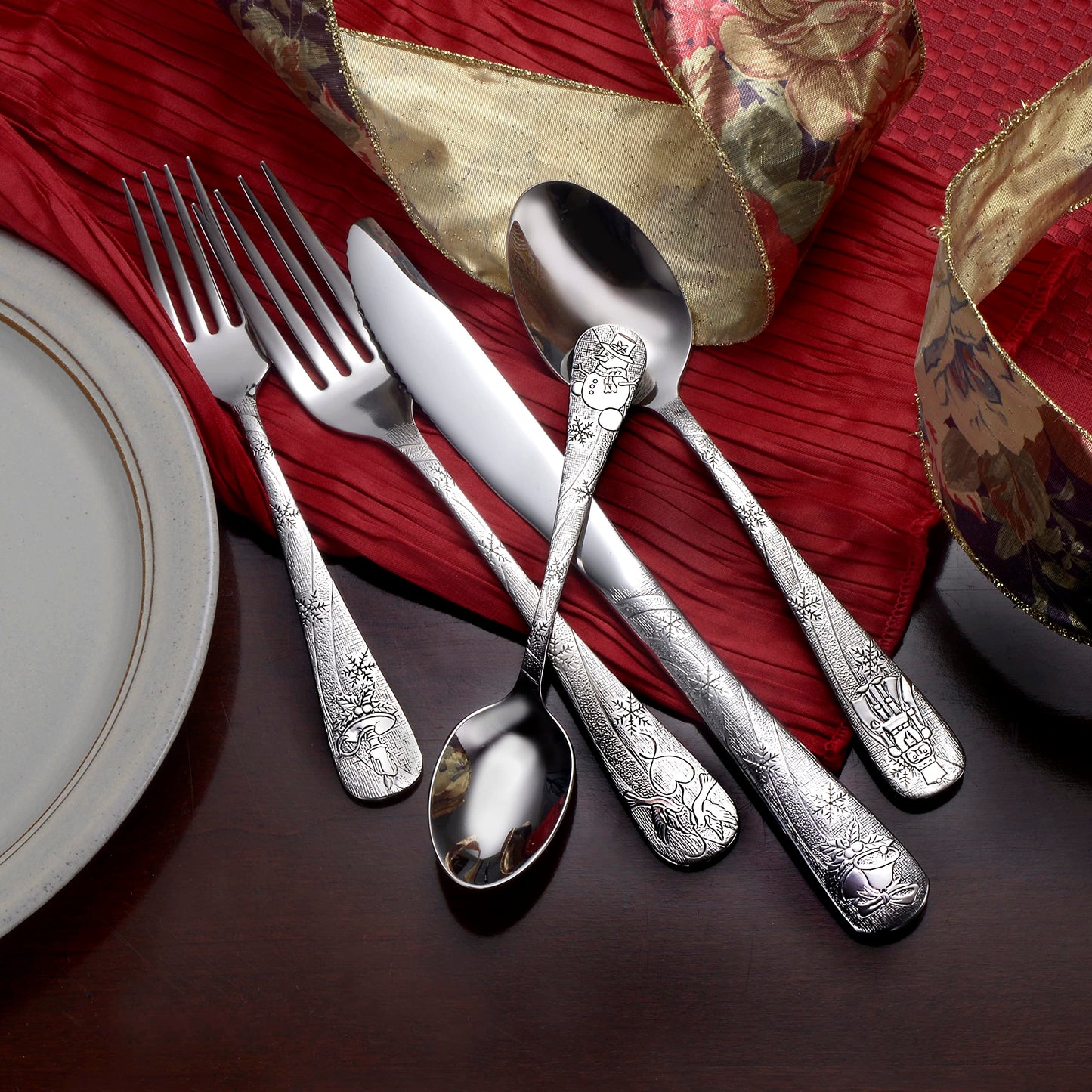 Liberty Tabletop Holidays 40 Piece Flatware Set Service for 8 Silverware 100% MADE IN USA