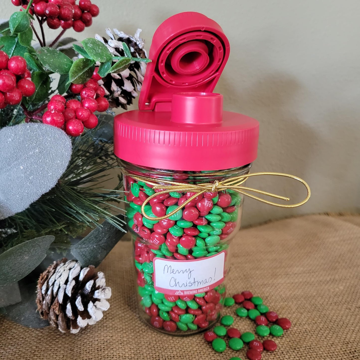 Brewing America Nesting Jar with Drinking Lid as Travel Cup, 1 Pint (16 oz) with Red Pouring Lid on Wide Mouth Ball Nesting Mason Jar, USA-Made To Go Drink Cup, 1-Pack