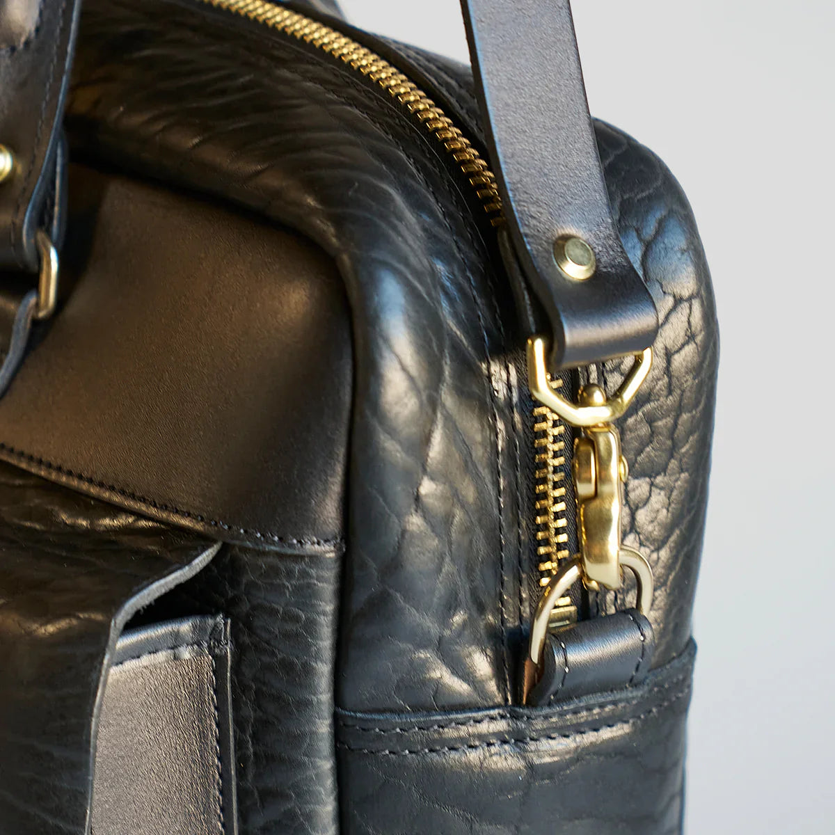 Bison CEO #200 | Black | Coronado Leather