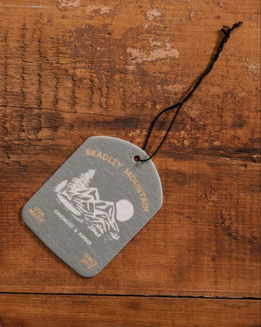 Oakmoss & Amber Car Freshener Bradley Mountain 