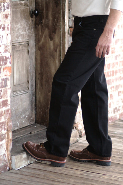 Gusset Easy Fit Jean - Black