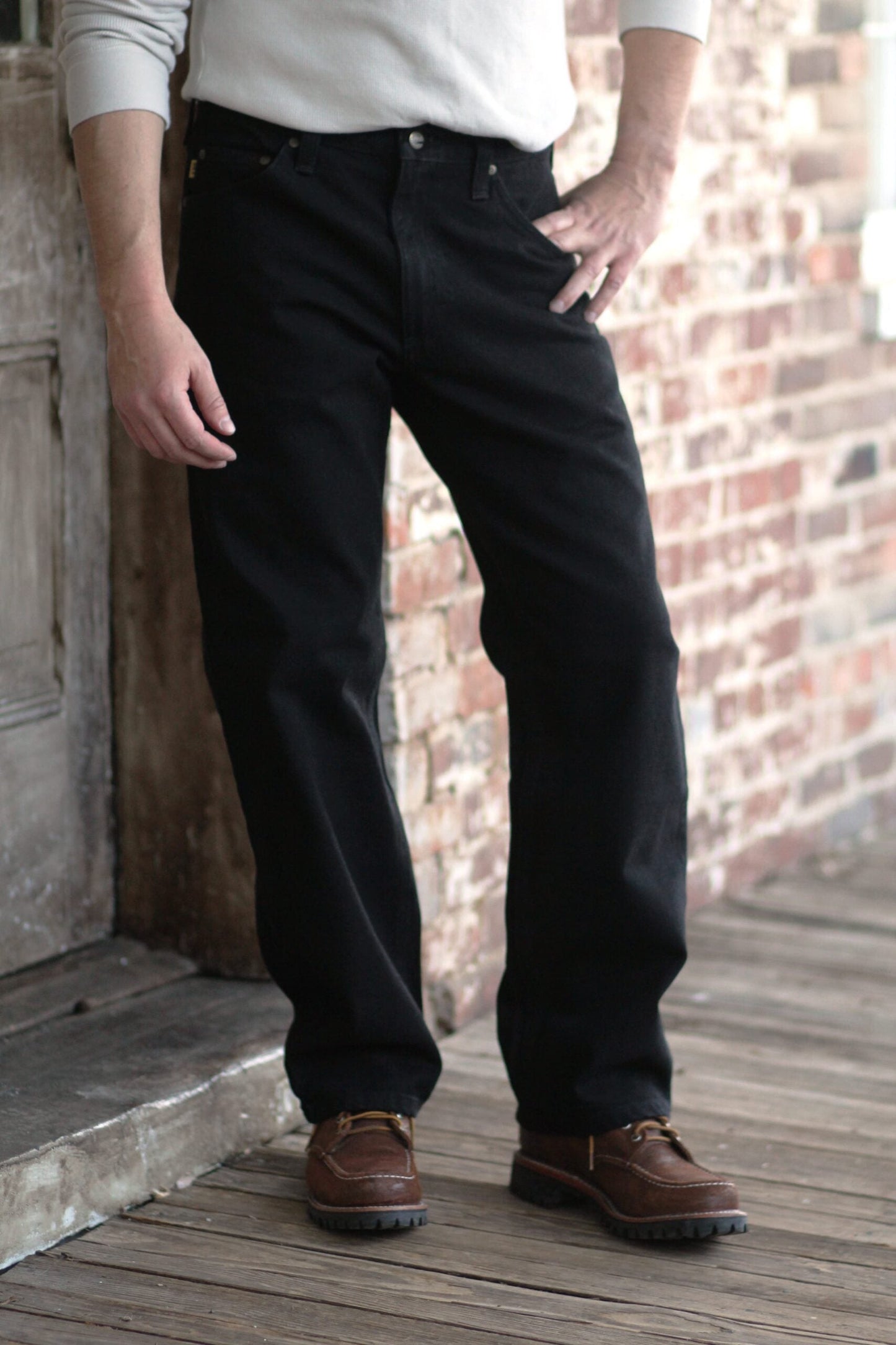 Gusset Easy Fit Jean - Black