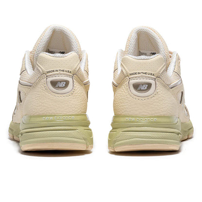 New Balance | Made in USA 990v4 D Sneakers 'Macadamia Nut'