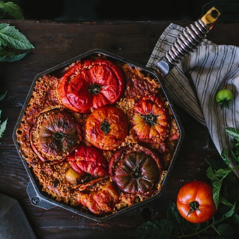 cookware set skillet with tomatos